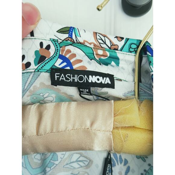 NWT Satin Paisley Shirt Dress Medium Green Baddie Loud Luxury Glam Regency Chic - Picture 6 of 8